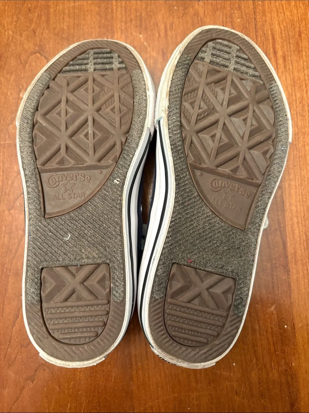 Converse Kids Low-Top Sneakers in Navy and White - Picture 2 of 9